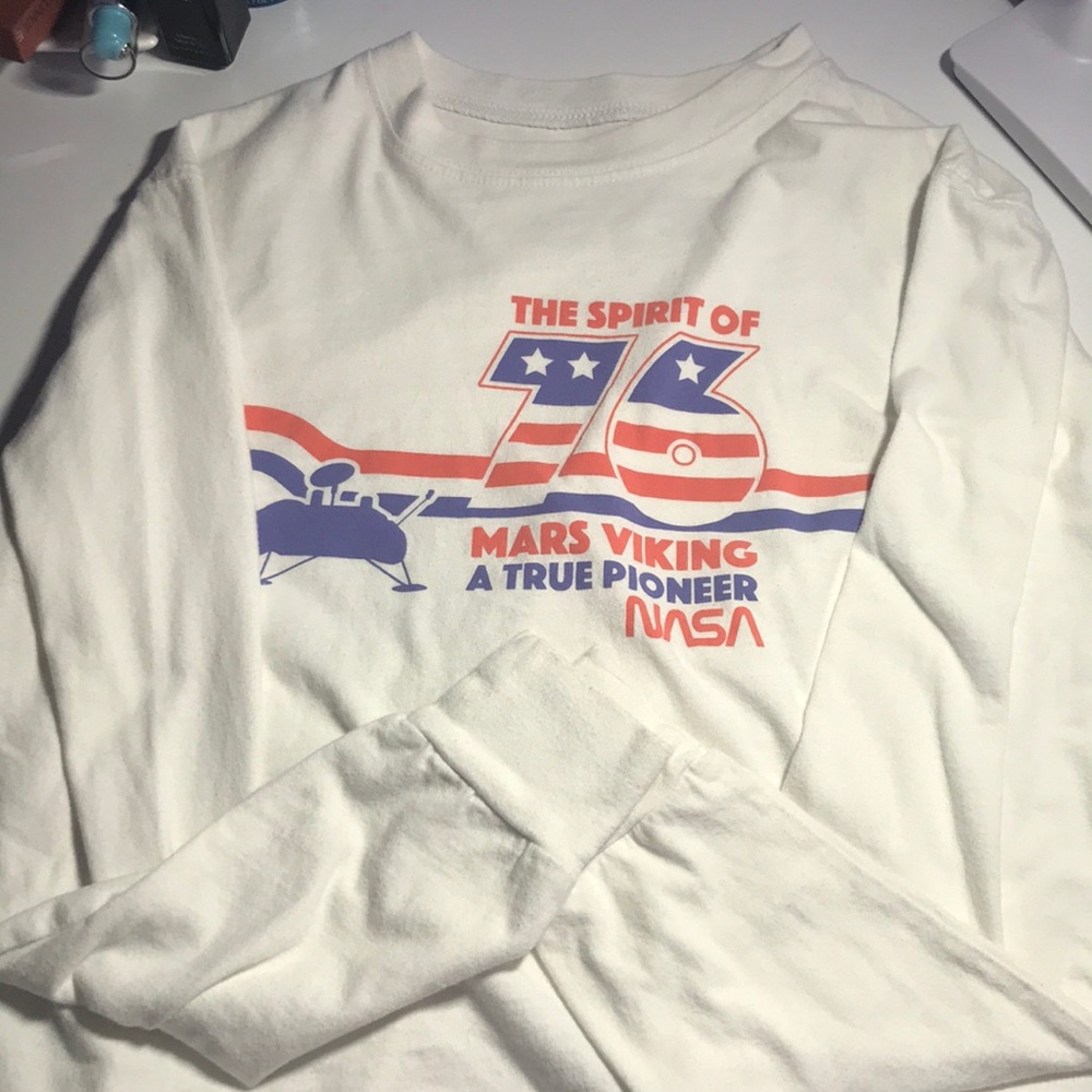 Vintage Looking Crop Top Longsleeve